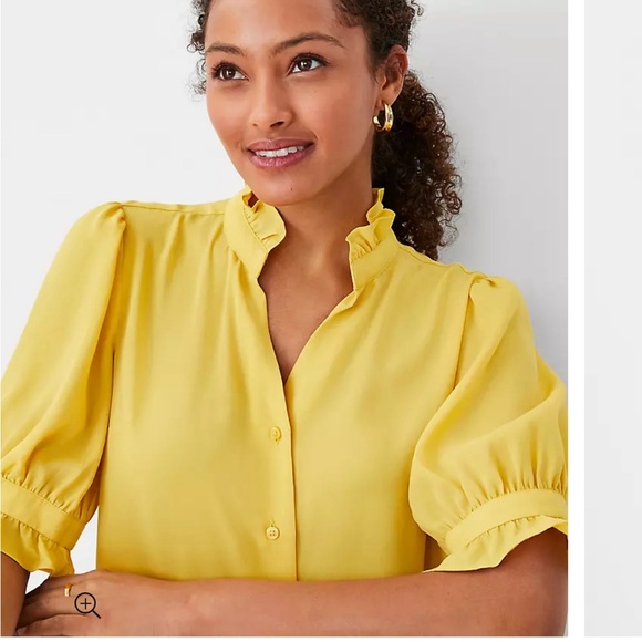 NWT Ann Taylor Ruffle Button Top Size Small - Picture 2 of 6
